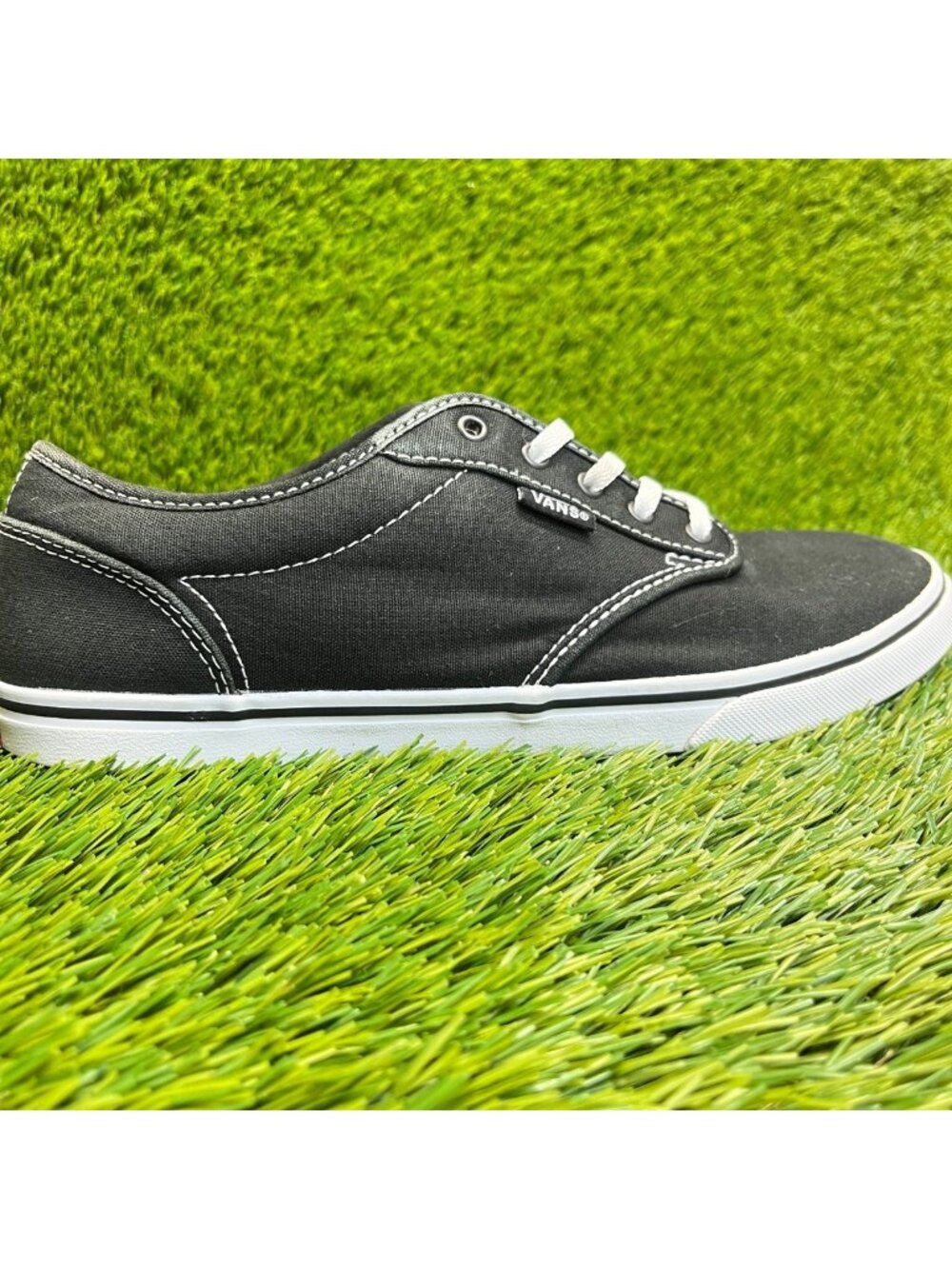 Vans Atwood Low Womens Size 9 Black White Athletic Skateboard Shoes Sneakers